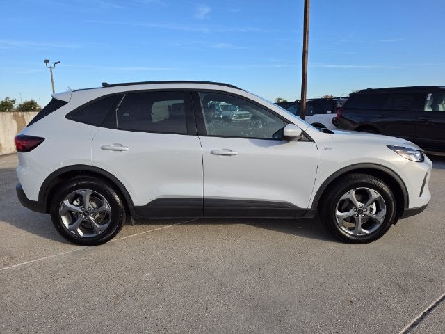 2025 Ford Escape Hybrid ST-Line Select | Tech Pkg | One Owner | Low Miles