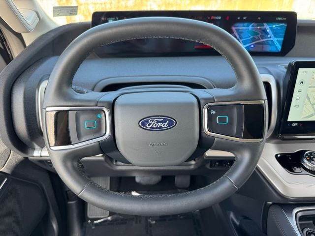 2025 Ford Expedition Max Active | 4X4