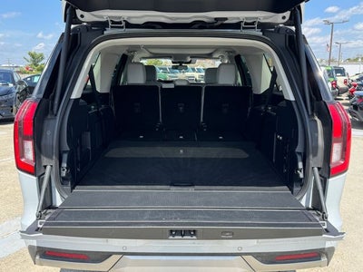 2025 Ford Expedition Max Platinum | HD Tow Pkg. | Pano Roof | 4WD