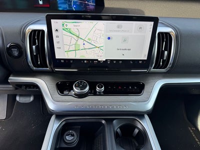 2025 Ford Expedition Max Platinum | HD Tow Pkg. | Pano Roof | 4WD