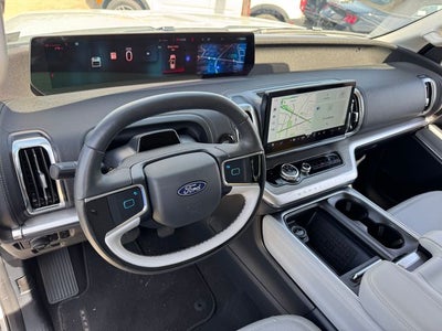 2025 Ford Expedition Max Platinum | HD Tow Pkg. | Pano Roof | 4WD