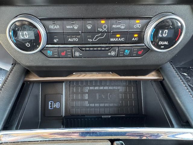 2021 Ford Expedition Max Platinum | Nav | 2nd Row Captain's Chairs | 4WD