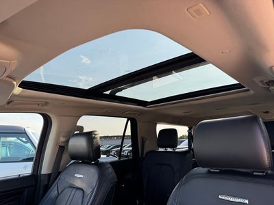 2021 Ford Expedition Max Platinum | Nav | 2nd Row Captain's Chairs | 4WD