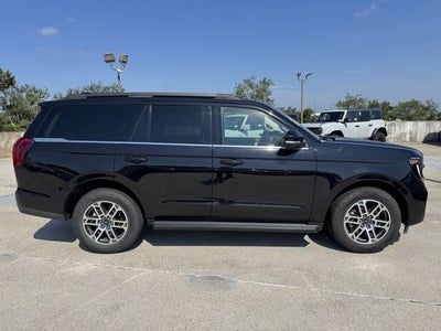 2025 Ford Expedition Active | Pano Sunroof | Heated Seats | Blue Cruise