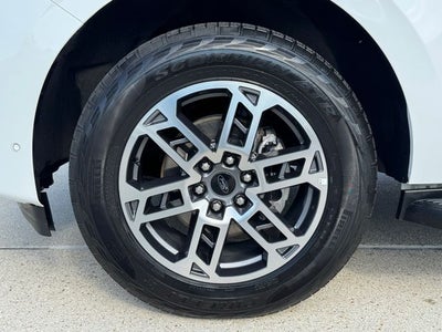2025 Ford Expedition Active | Clean Owner Carfax | 2nd Row Bench