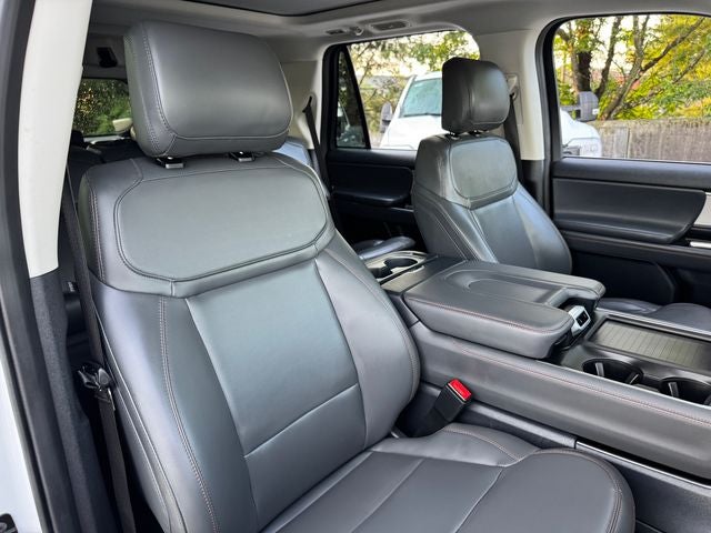 2025 Ford Expedition Active | Clean Owner Carfax | 2nd Row Bench