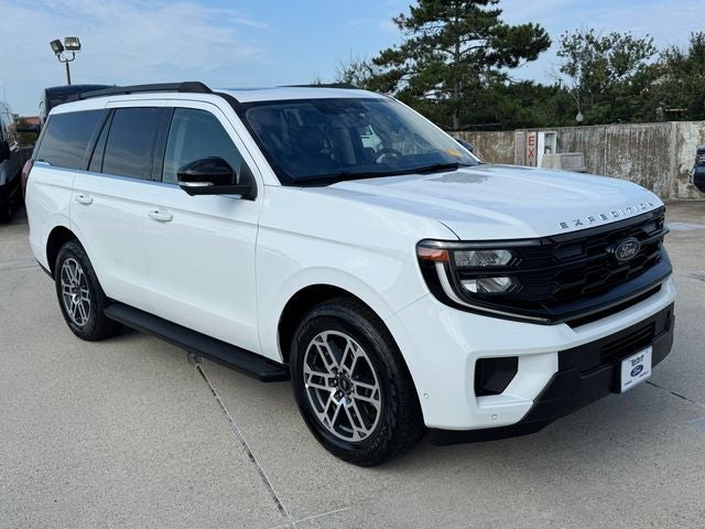 2025 Ford Expedition Active | Clean Owner Carfax | 2nd Row Bench