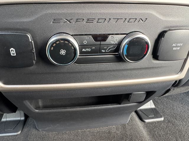 2024 Ford Expedition XLT | Pano Roof | Captains Chairs | HD Tow
