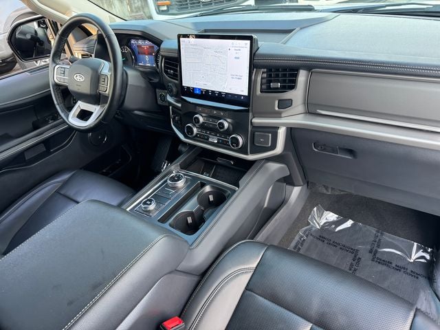 2024 Ford Expedition XLT | Pano Roof | Captains Chairs | HD Tow