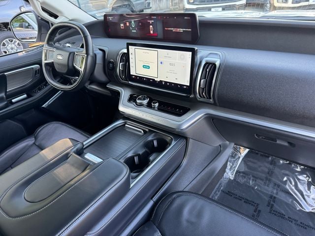 2025 Ford Expedition Platinum | One Owner | Clean Carfax