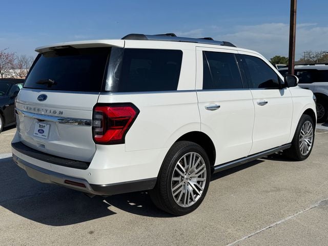 2022 Ford Expedition Limited | Moonroof | 2nd Row Bench | 15.5" Screen