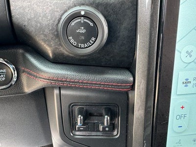 2022 Ford Expedition Limited Stealth Edition | HD Tow Pkg. | Pano Roof | 4WD