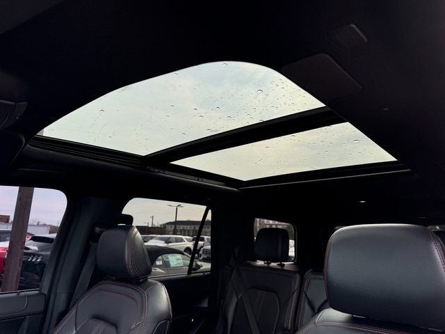 2022 Ford Expedition Limited Stealth Edition | HD Tow Pkg. | Pano Roof | 4WD