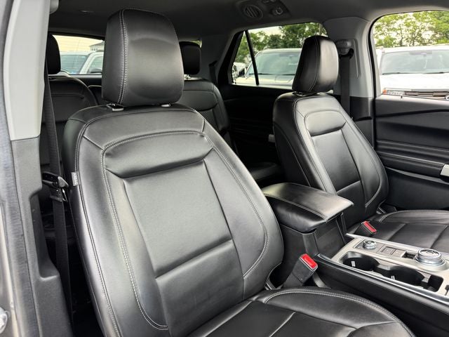 2022 Ford Explorer XLT | Co-Pilot360 Assist+ | CarPlay | 4WD