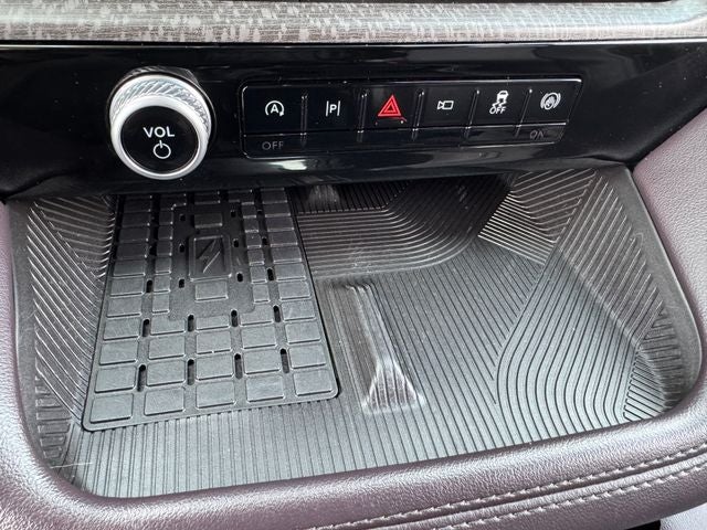 2025 Ford Explorer Platinum 360 Camera | 2nd Row Bench | B&O Audio