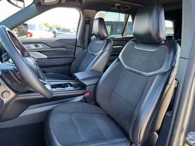 2025 Ford Explorer ST | Pano Sunroof | 4WD | Co-Pilot 360 |