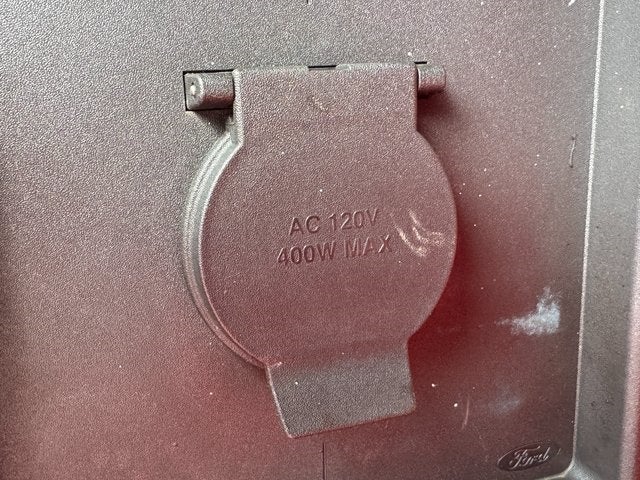 2023 Ford F-150 Lariat | Pano Roof | Wireless CarPlay | 5.0L V8 | 4x4