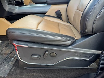 2023 Ford F-150 Lariat | Pano Roof | Wireless CarPlay | 5.0L V8 | 4x4