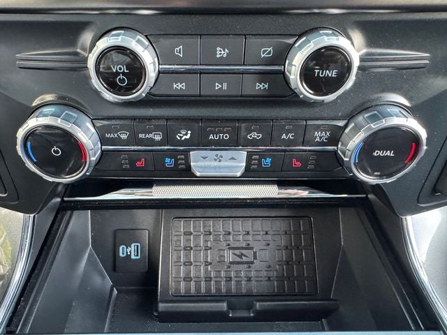 2023 Ford F-150 Lariat | Sport Pkg | Black Pkg | Pano Roof