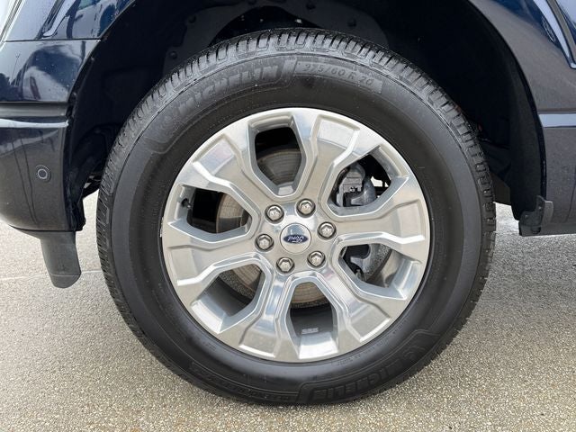 2023 Ford F-150 Platinum | Pano Roof | Max Tow Pkg. | FX4 Pkg.