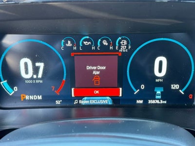 2023 Ford F-150 Lariat | Moonroof | Max Tow Pkg | Power On-Board