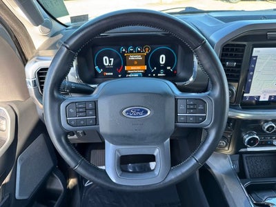 2023 Ford F-150 Lariat | Pano Roof | Power Running Boards | Power Tailgat