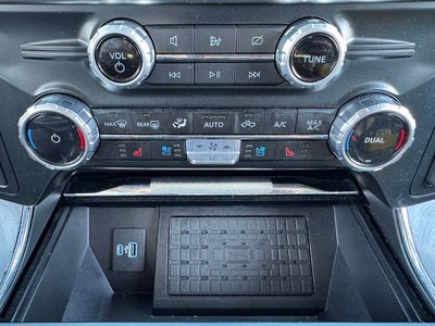 2023 Ford F-150 Lariat | Pano Roof | Power Running Boards | Power Tailgat