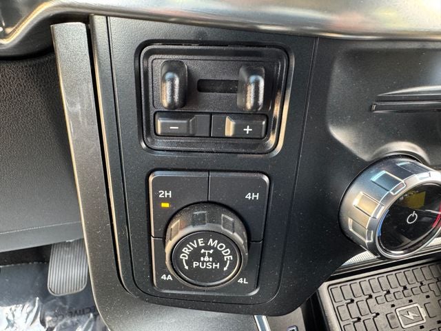 2023 Ford F-150 Lariat | Pano Roof | Max Tow Pkg. | FX4 Off-Road Pkg.