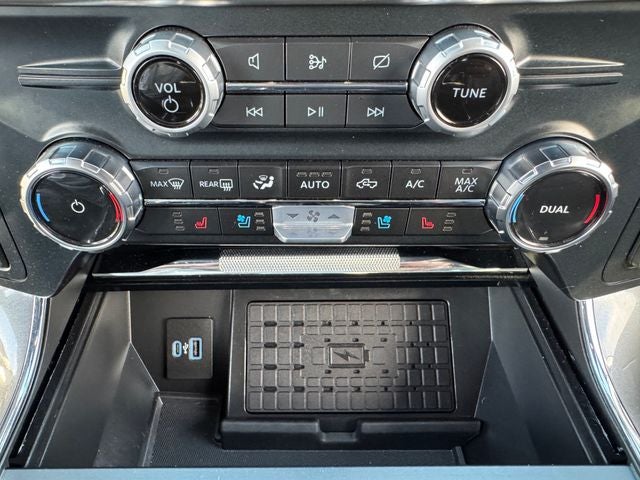 2023 Ford F-150 Lariat | Pano Roof | Max Tow Pkg. | FX4 Off-Road Pkg.