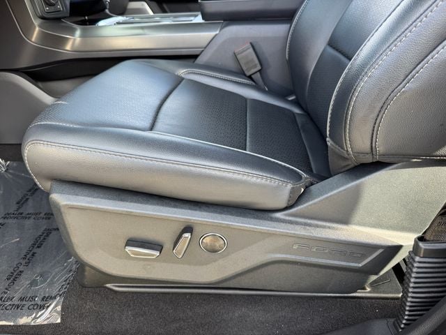 2025 Ford F-150 Lariat | Black Pkg | Pano Roof | 360 Camera | Mobile Offi