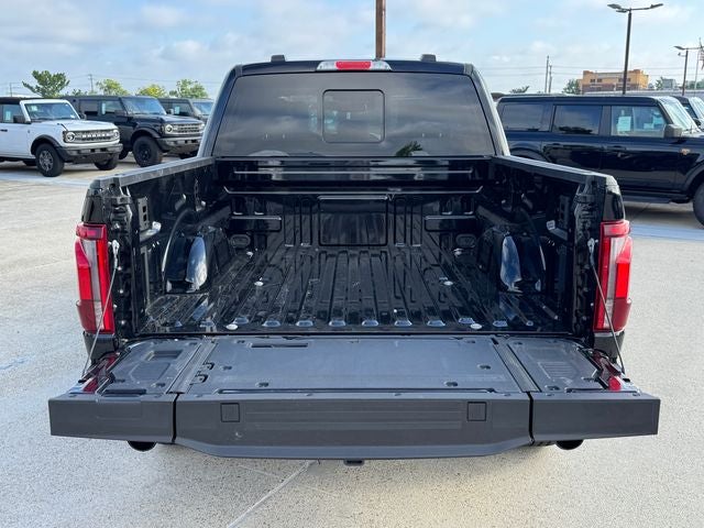 2025 Ford F-150 Lariat | Black Pkg | Pano Roof | 360 Camera | Mobile Offi