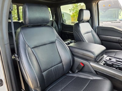2025 Ford F-150 Lariat | Black Pkg | Pano Roof | 360 Camera