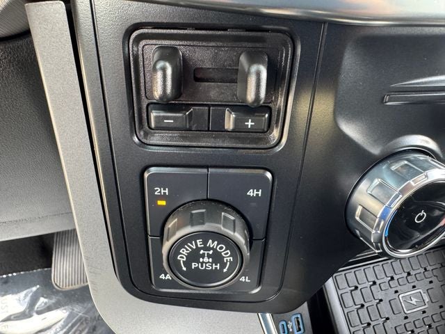2024 Ford F-150 Lariat | Pano Roof | 360 Camera | Power Tailgate