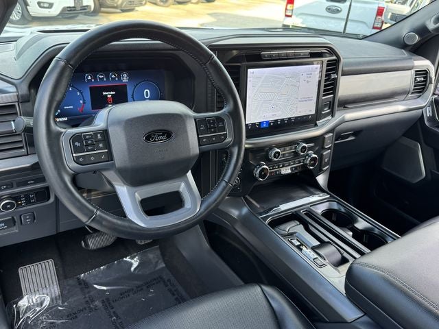 2024 Ford F-150 Lariat | Hybrid | Black Appearance Pkg | Pano Roof