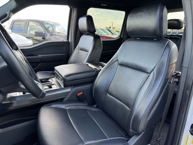 2024 Ford F-150 Lariat | Hybrid | Black Appearance Pkg | Pano Roof