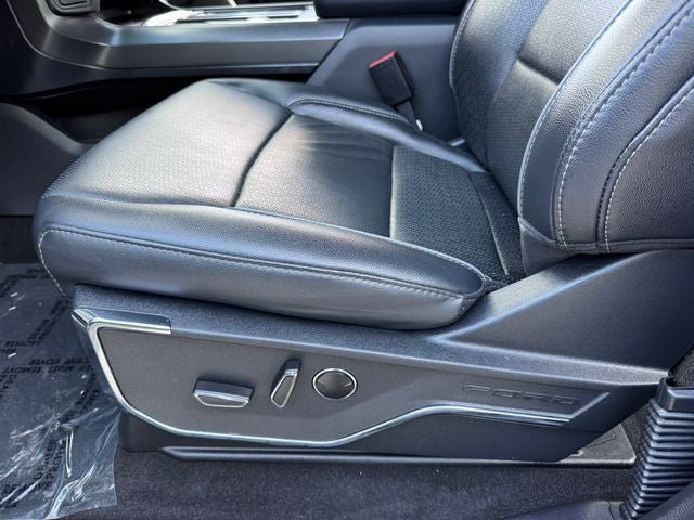 2024 Ford F-150 Lariat | Hybrid | Black Appearance Pkg | Pano Roof