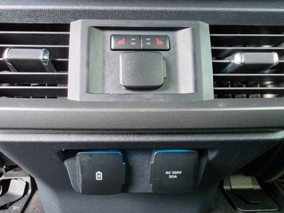 2024 Ford F-150 Lariat Hybrid | Pano Roof | Black Out Pkg