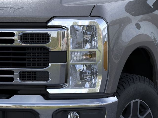 2025 Ford F-350SD XLT | 7.3L | Trailer Tow Mirror