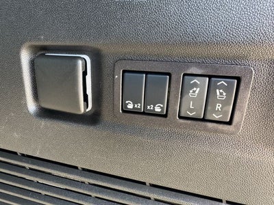 2025 GMC Yukon XL Denali | One Owner