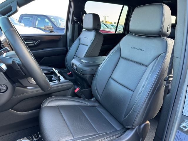 2025 GMC Yukon XL Denali | One Owner | Low Miles