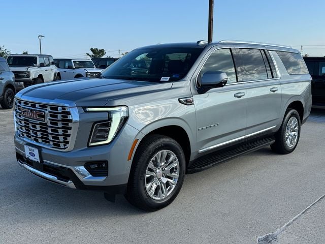 2025 GMC Yukon XL Denali | One Owner | Low Miles