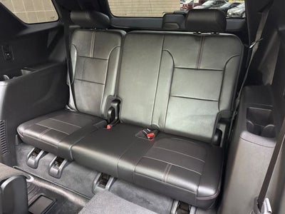2022 Chevrolet Traverse RS | 2LT | Dual Panel Sunroof | One Owner