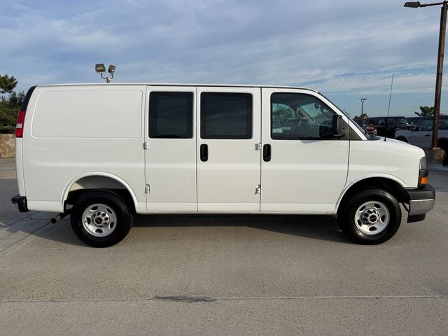2025 GMC Savana 2500 Work Van | Chrome Pkg. | Cruise Control