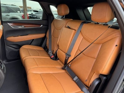 2022 Cadillac XT5 Premium Luxury