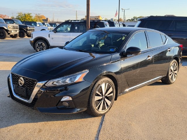 2020 Nissan Altima 2.5 SL | Moonroof | Remote Start | AWD