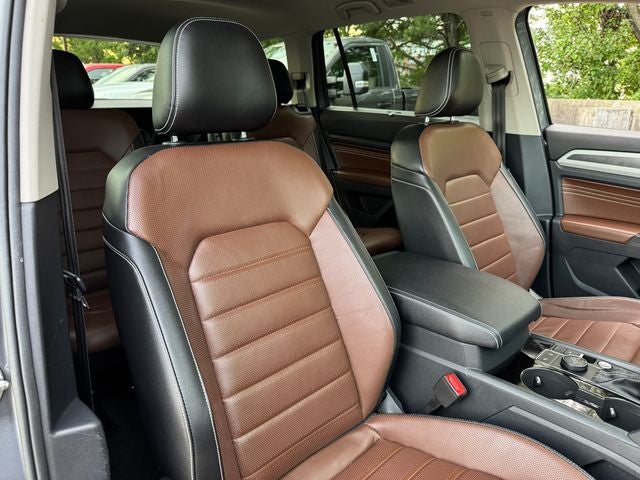 2022 Volkswagen Atlas 3.6L V6 SEL Premium R-Line | Pano Roof | Heated Seats | AWD