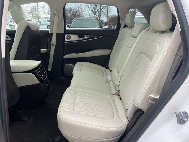 2022 Lincoln Nautilus Black Label