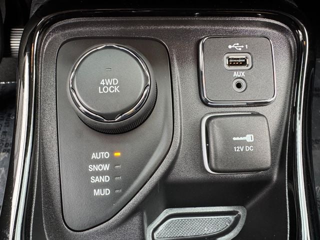 2020 Jeep Compass Limited | Apple CarPlay/Android Auto | Heated Seats | 4WD
