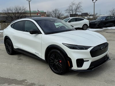 2025 Ford Mustang Mach-E Premium | Pano Roof | 88kWh EXT NCM Battery | AWD