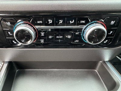 2023 GMC Sierra 1500 SLT Premium Pkg. | X31 Off-Road Pkg. | Moonroof